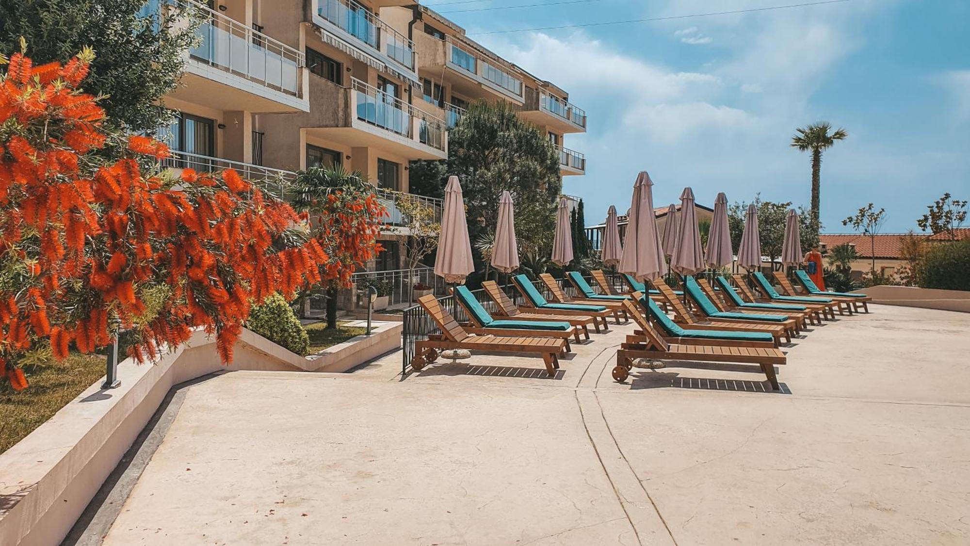 Apartment A&a In Blue Horizon Przno With Pool *