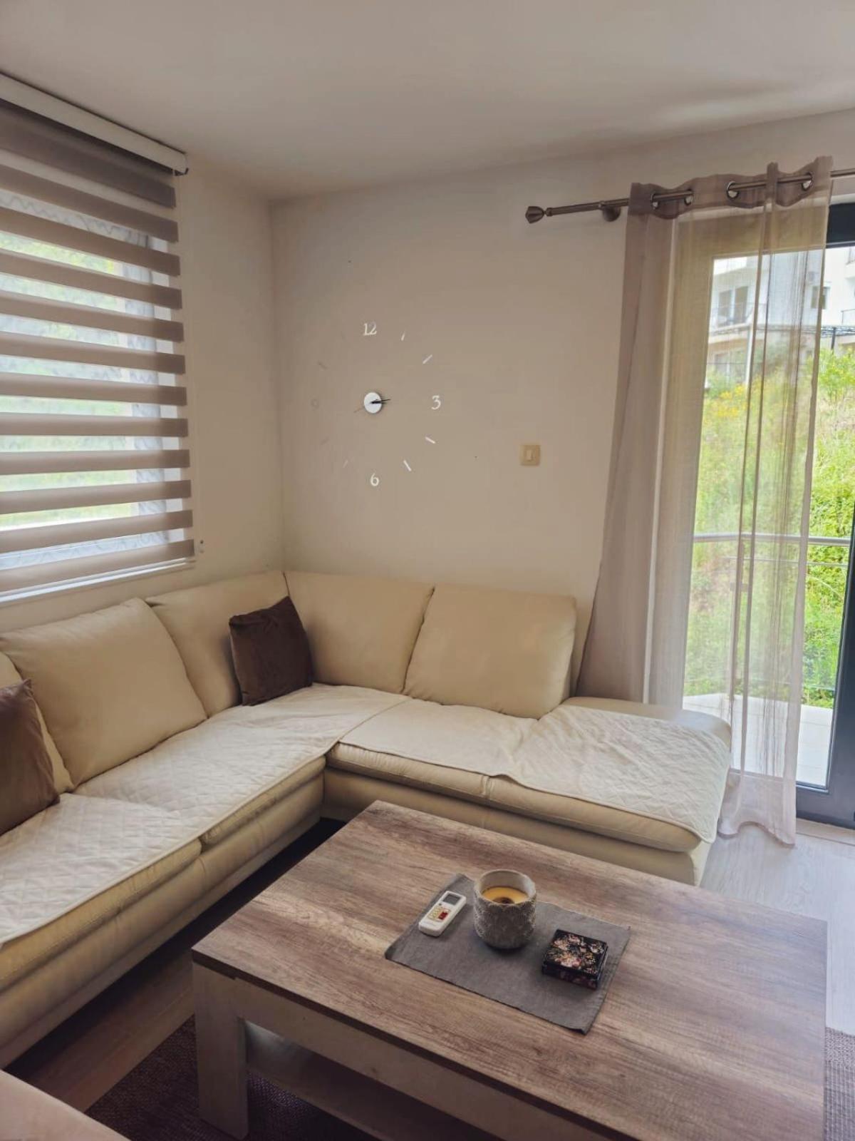 A&a In Blue Horizon Przno With Pool Apartment *